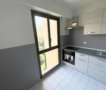 Location Appartement 1 pièce 28m² NICE 06000 - Photo 3