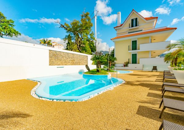 APARTAMENTO 2 QUARTOS | MOBILADO