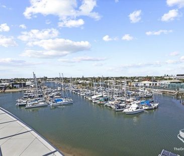 Penthouse Retreat - Photo 4