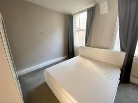 1A Hollowstone, Nottingham NG1 1JH, Property for rent - Photo 3