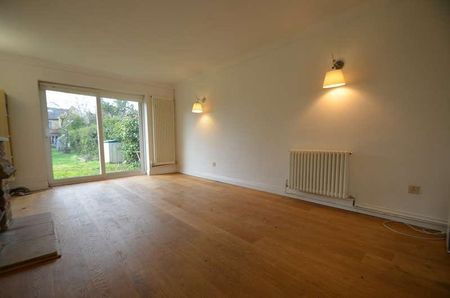 Wraysbury, Staines-upon-thames, TW19 - Photo 2