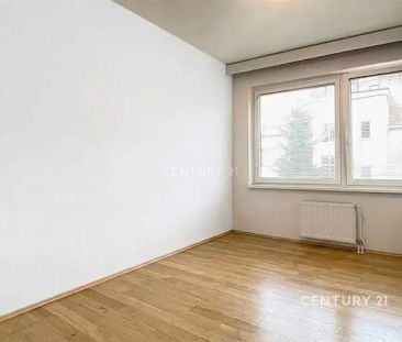 Pronájem slunného 4+kk s lodžií v ulici U mlýna, Záběhlice - Photo 5