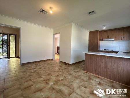 Family Home in Prime Sunshine West Location - Photo 5