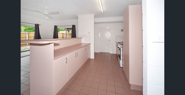 Private Duplex with fully fenced yard - Photo 1