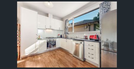 Updated Four-Bedroom Home in Sunshine West - Photo 4