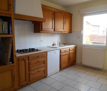 Location Maison 6 pièces 174m² - Photo 5