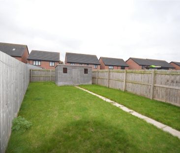 3 bedroom semi-detached house to rent - Photo 2