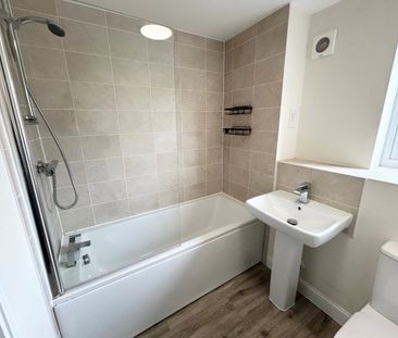 Apollo Avenue, MK14 - Photo 3