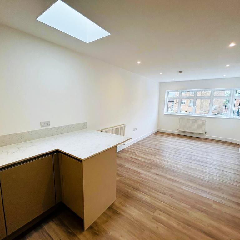 2 bedroom apartment to rent - Photo 1