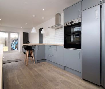 Room in a Shared House, Clarice Street Room 2 - Photo 2