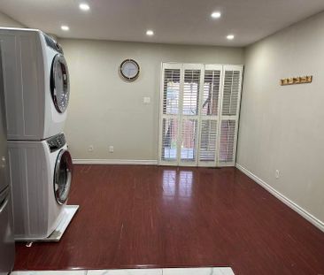 For Lease - 36B Lambton Avenue Unit# Upper, Toronto, Ontario - Photo 2