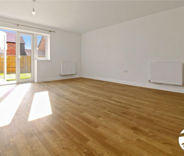 4 bedroom detached house to rent - Photo 6
