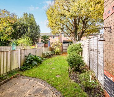 2 bedroom house to rent Russet Gardens, PO10 - Photo 2