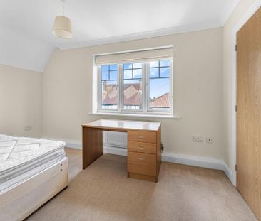 5 bedroom townhouse to rent - Photo 2