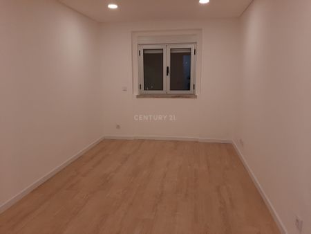 RESERVADO. Apartamento T2 para arrendar na Torre da Marinha, Seixal - Photo 4