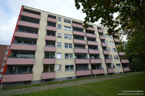 Diesen Ausblick genießen - sonniger Balkon inklusive! - Photo 1