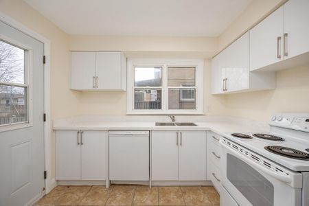 For Lease - 35 Garthdale Court Unit# Main, Toronto, Ontario - Photo 5