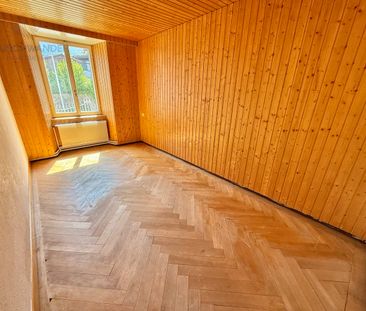 Bright and close to the village center - Photo 2