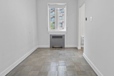 For Lease - 26 St. Joseph Street Unit# 609, Toronto, Ontario - Photo 2