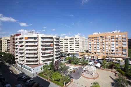 Moderna vivienda de un dormitorio en alquiler - Photo 4