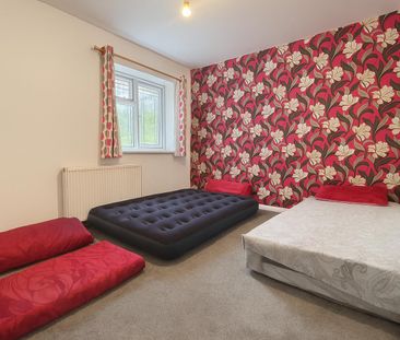 6 Bedroom House To Let - HP12 - Photo 5