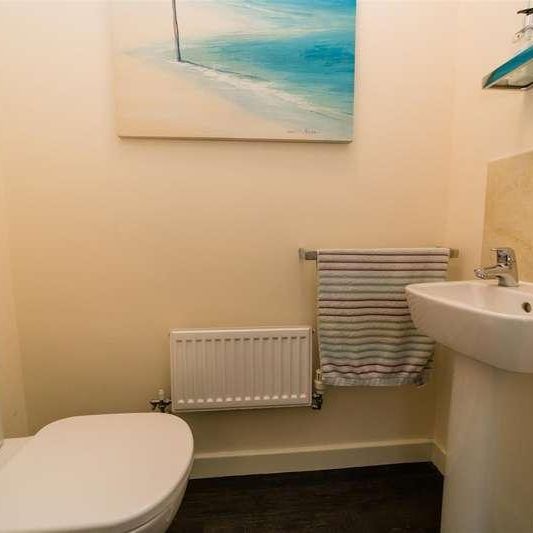 Farmers View, Beck Row, IP28 - Photo 1
