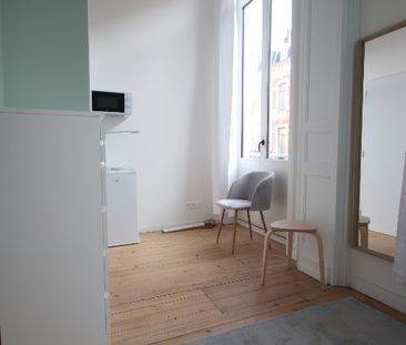 Location Appartement 1 pièce 18m² LILLE 59000 - Photo 2