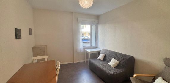 Location Appartement 1 pièce 18m² TOURS 37000 - Photo 2