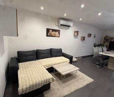 Location Appartement 3 pièces 53m² ST MAXIMIN LA STE BAUME 83470 - Photo 2