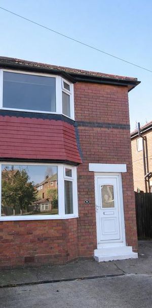 2 bedroom semi-detached house to rent - Photo 1
