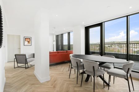 3 bedroom penthouse to rent - Photo 3