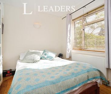2 bedroom maisonette to rent Tavistock Avenue, St. Albans, AL1 - Photo 2