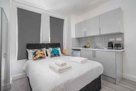 Room in a Shared House, Selwyn Road, NW10 - Photo 3