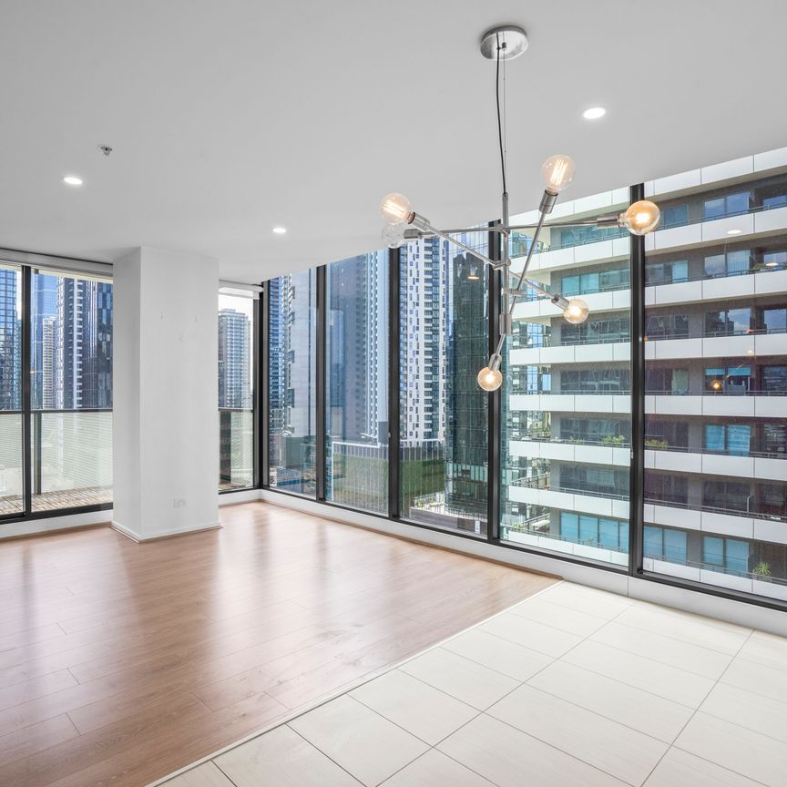 Stunning Southbank Living, New Floorboards! - Photo 1