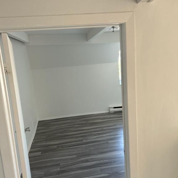 À louer – Grand 6 ½ en rénovation – Centre-ville de Sorel-Tracy - Photo 1