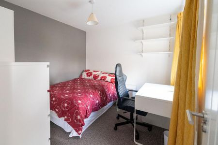 5 bedroom house to rent - Photo 4