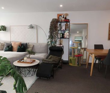 Spacious Two-Bedroom Apartment in Auckland CBD - Photo 6