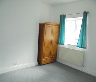 2 Bed Flat, Springfield Road, BN1 - Photo 3