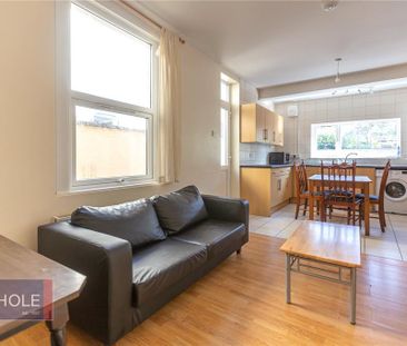 6 bedroom terraced house to rent - Photo 1