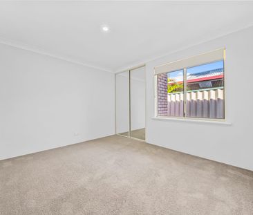 Spacious 4 Bedroom Family Home in Convenient Bertram Location - Photo 4