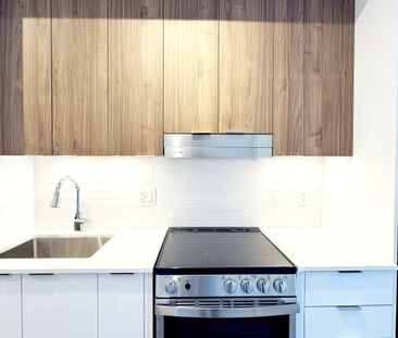 For Lease - 5105 Hurontario Street Unit# 710, Mississauga, Ontario - Photo 2