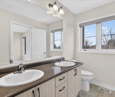 For Lease - 28 Bluebird Lane, Barrie, Ontario - Photo 2