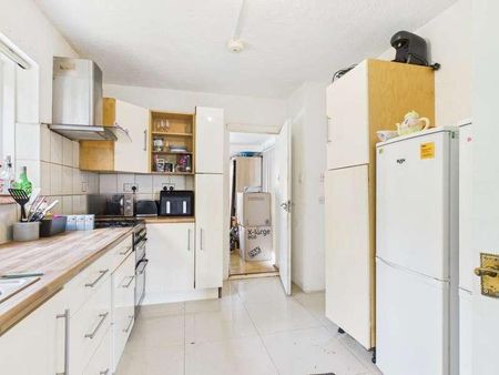 Hinton Close, Brighton, BN1 - Photo 4