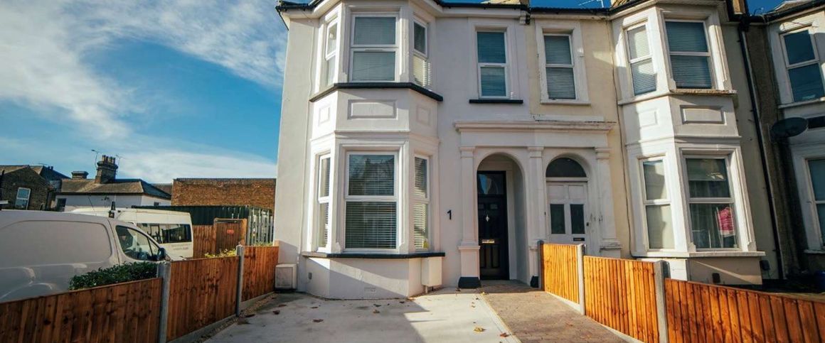 Hastings Road Room 7 - NOT AVAILABLE - Photo 1