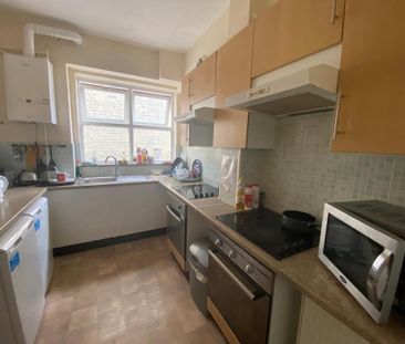 1 bedroom in a house share to rent - Photo 6