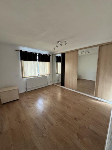 3 bedroom house to rent - Photo 3