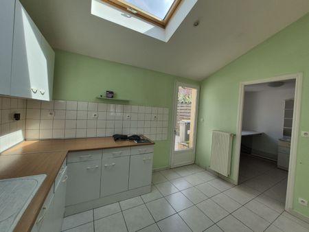 Location Maison 3 pièces 63m² WASQUEHAL 59290 - Photo 2