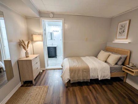 49 Water Street — 3 Bedroom - Photo 2