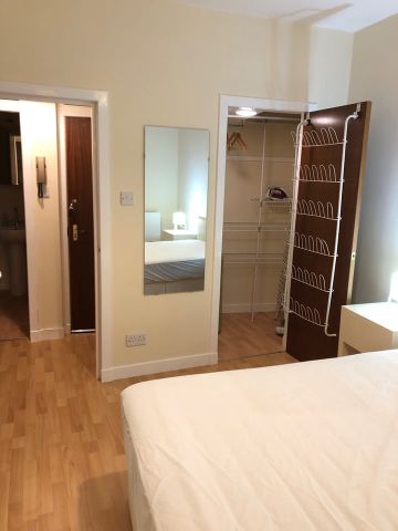 1 Bed Flat, Union Street, AB11 - Photo 2