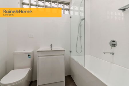 Modern Townhouse style home - Photo 5